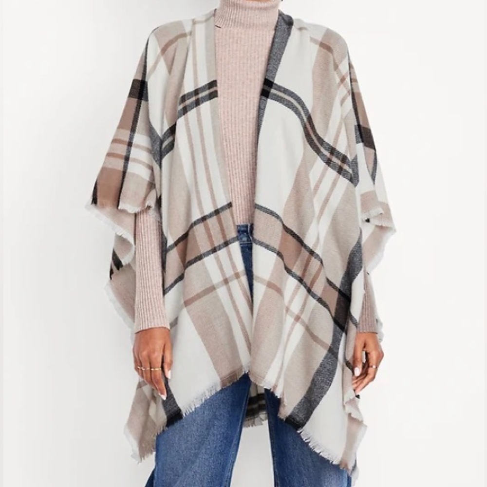 Old Navy Plaid flannel fringe Poncho‎ Cream and Black OS